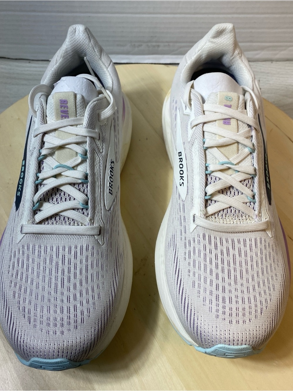 Brooks Revel 6 Women's Running Shoes Size 9 Medium B cream Purple 1204561B160 - Picture 2 of 11
